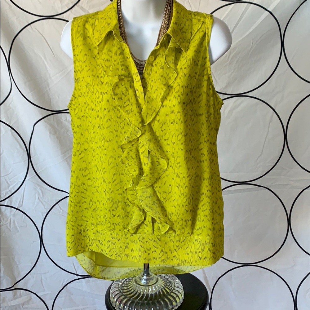 Yellow and grey sleeveless blouse with ruffles